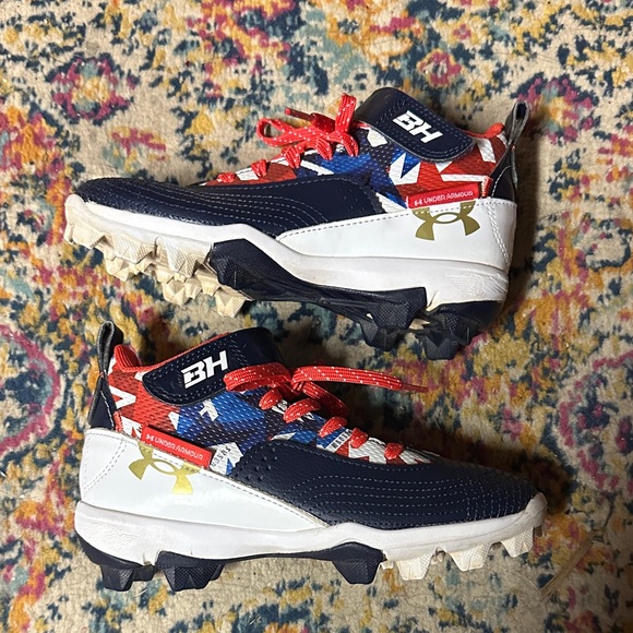 Under Armour Kids' Navy and Red cleats - Picture 1 of 2